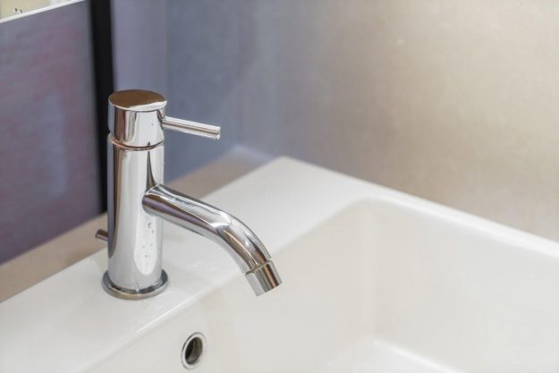 Cómo utilizar aireadores en grifos para ahorrar agua Cómo utilizar aireadores en grifos para ahorrar agua